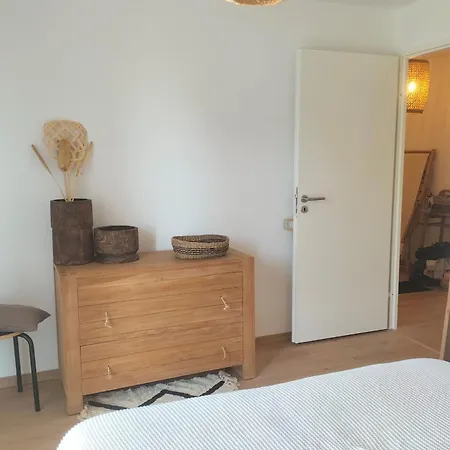 Apartment Beautiful With Garden